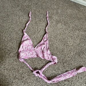 Bandana v-neck tie top. Small, by cotton candy la